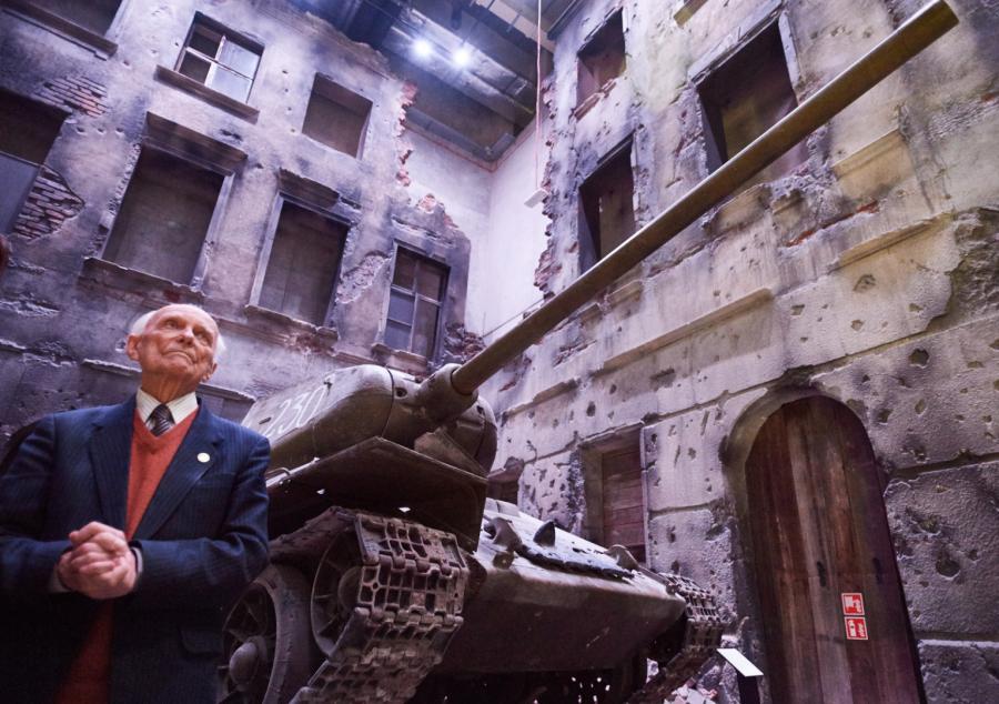 MUZEUM II WOJNY ŚWIATOWEJ W GDAŃSKU