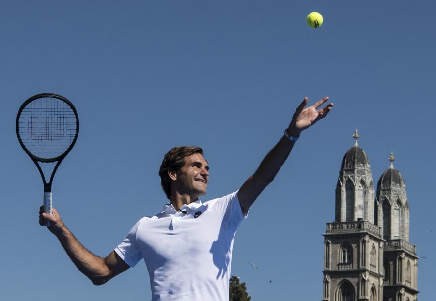 Roger Federer i Andy Murray zagrali w tenisa na... wodzie