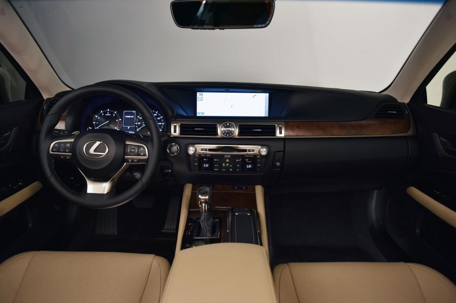Lexus GS - zdjęcie poglądowe