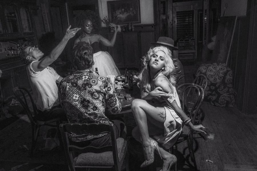 Lady Gaga pełni rolę gościnnego wydawcy magazynu "V"
