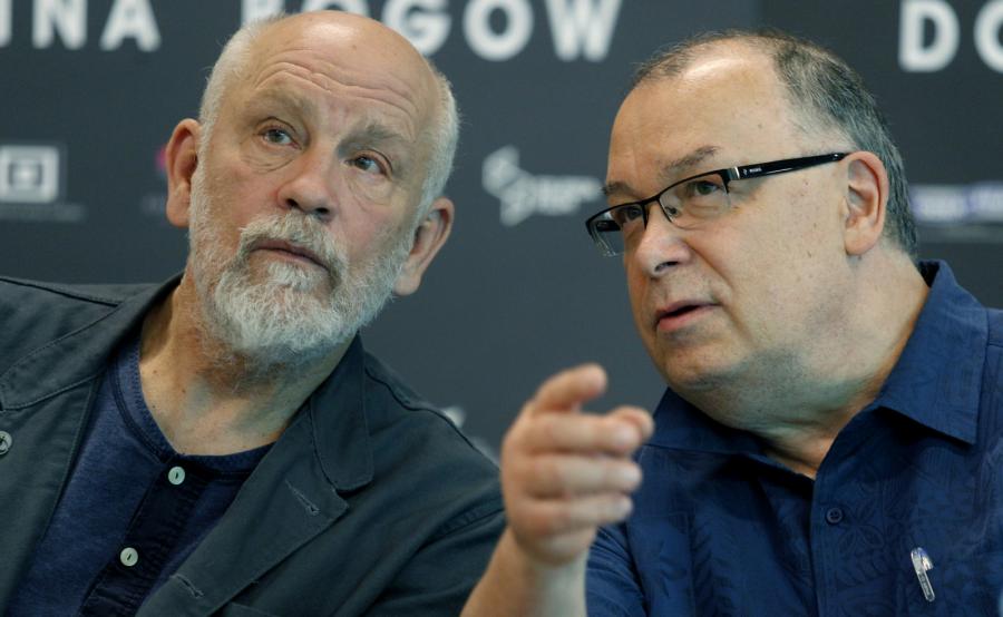 John Malkovich i reżyser Lech Majewski na konferencji prasowej "Doliny Bogów"
